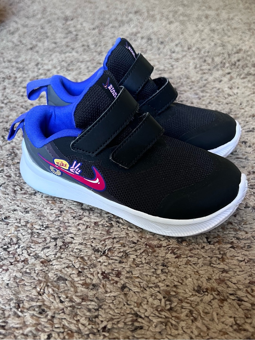 Nike Star Runner 3 SE Running Shoes